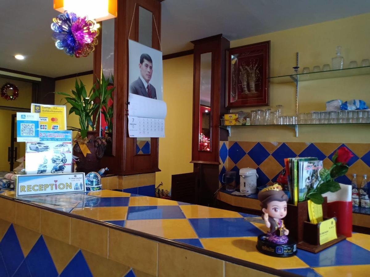 Kookkai House Hostel Patong Bagian luar foto