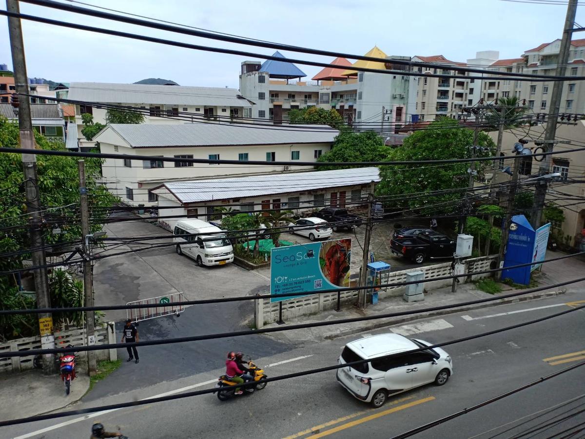 Kookkai House Hostel Patong Bagian luar foto