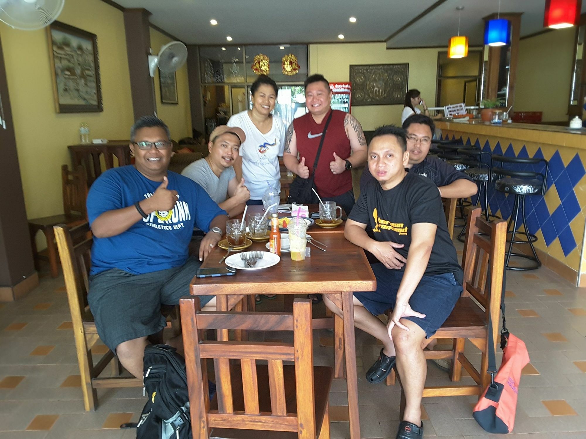 Kookkai House Hostel Patong Bagian luar foto