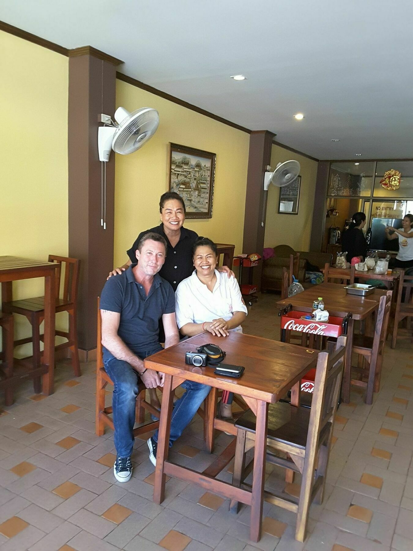 Kookkai House Hostel Patong Bagian luar foto